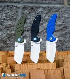Kizer Vanguard Mini Sheepdog C01C Liner Lock Knife OD Green G-10 (2.6" Satin) -Kizer Knife Shop Kizer Vanguard Mini Sheepdog C01C Liner Lock Knife G 10 Satin BHQ80398 kp stabbed in wood web